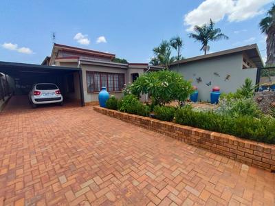 House For Sale in Sinoville, Pretoria
