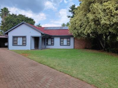 House For Sale in Dorandia, Pretoria